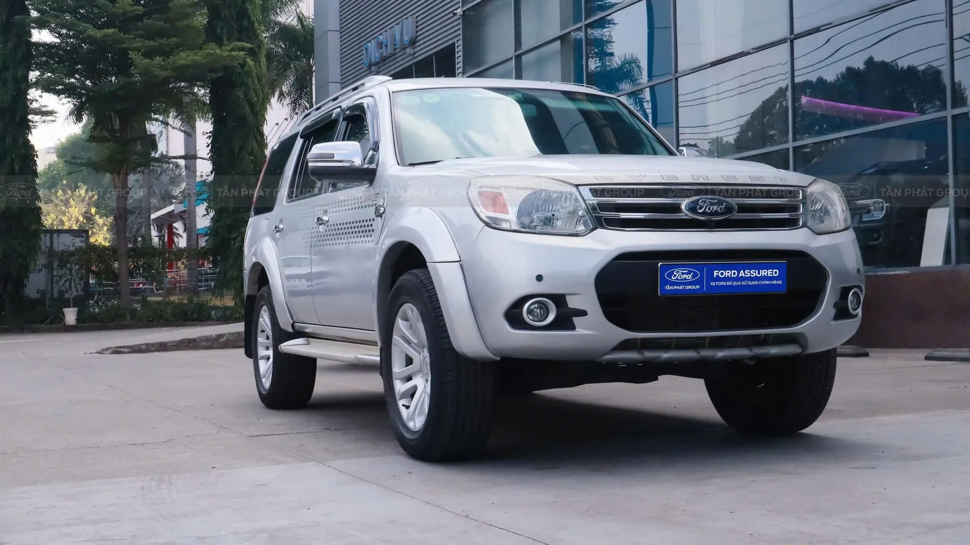 FORD EVEREST 4x2 AT 2014